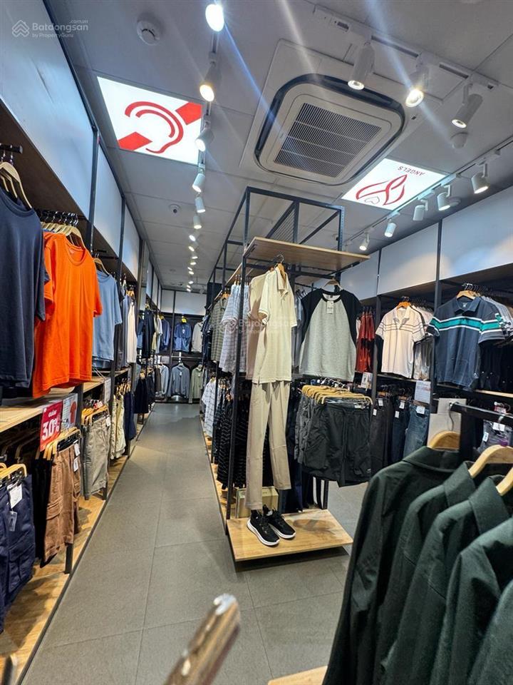 Mặt phố đường cầu giấy 67m2 5 tầng lô góc mặt tiền 5,6m nhỉnh 50 tỷ quận cầu giấy