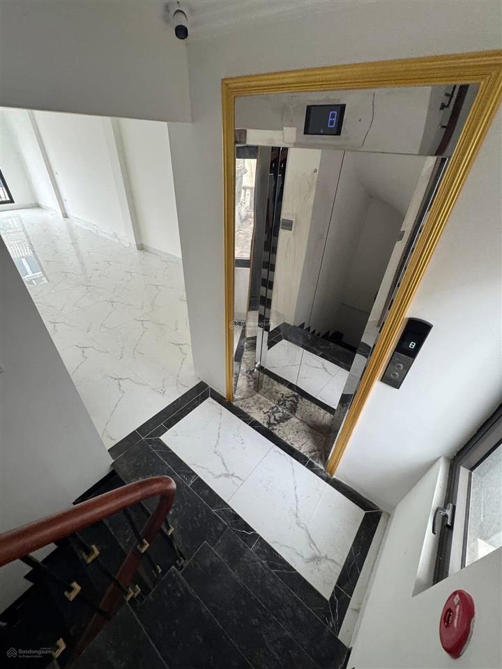 Mặt phố tây sơn 46m2 8 tầng thang máy vỉa hè đá bóng mặt tiền 4,3m kinh doanh đa dạng quận đống đa