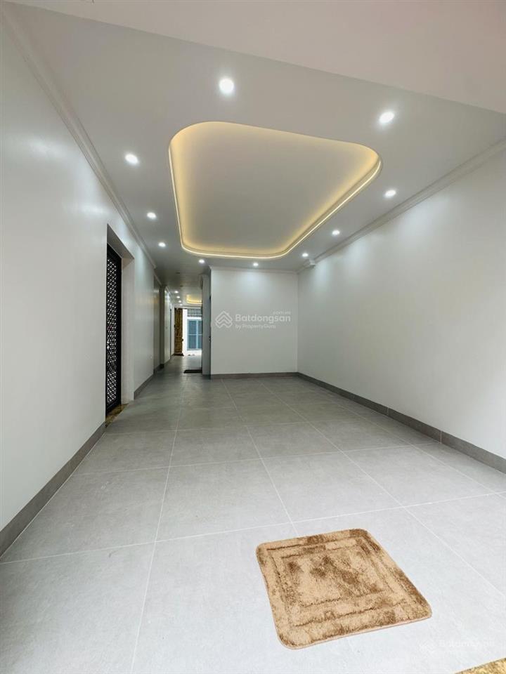 Siêu phẩm 3 mặt ô tô tránh 70m2 7 tầng thang máy trung tâm cầu giấy