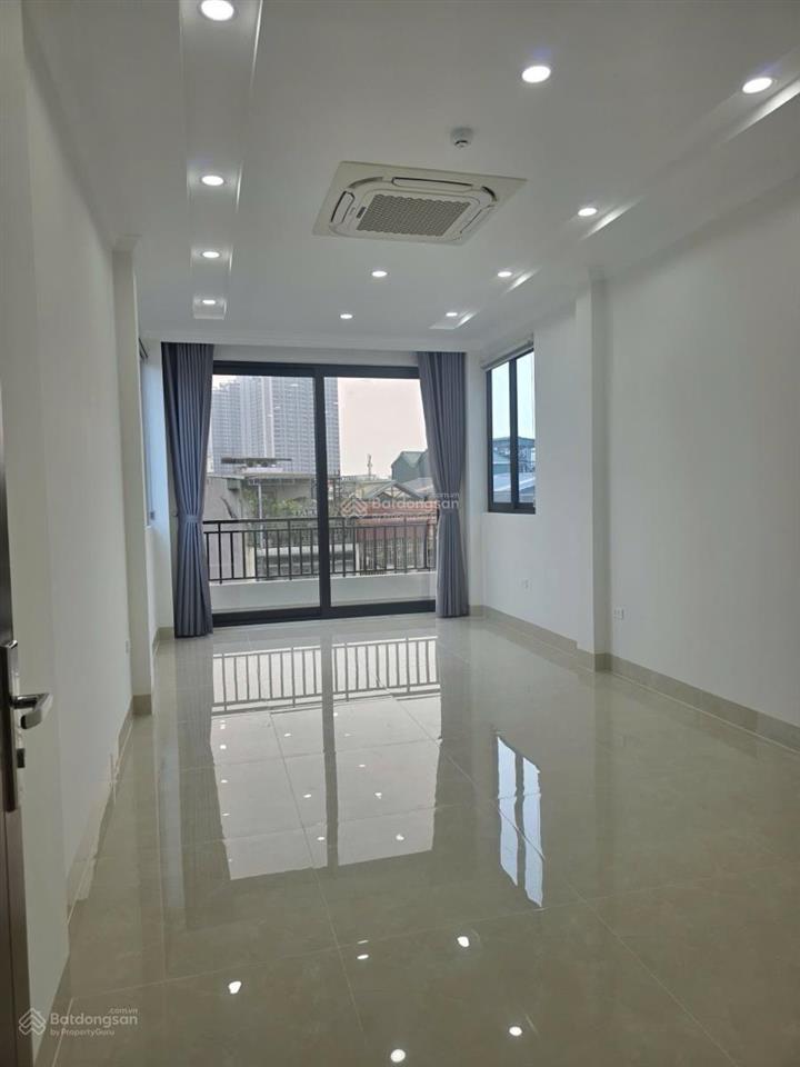 Siêu phẩm 7 tầng thang máy 45m2 vỉa hè 5m trung tâm cầu giấy