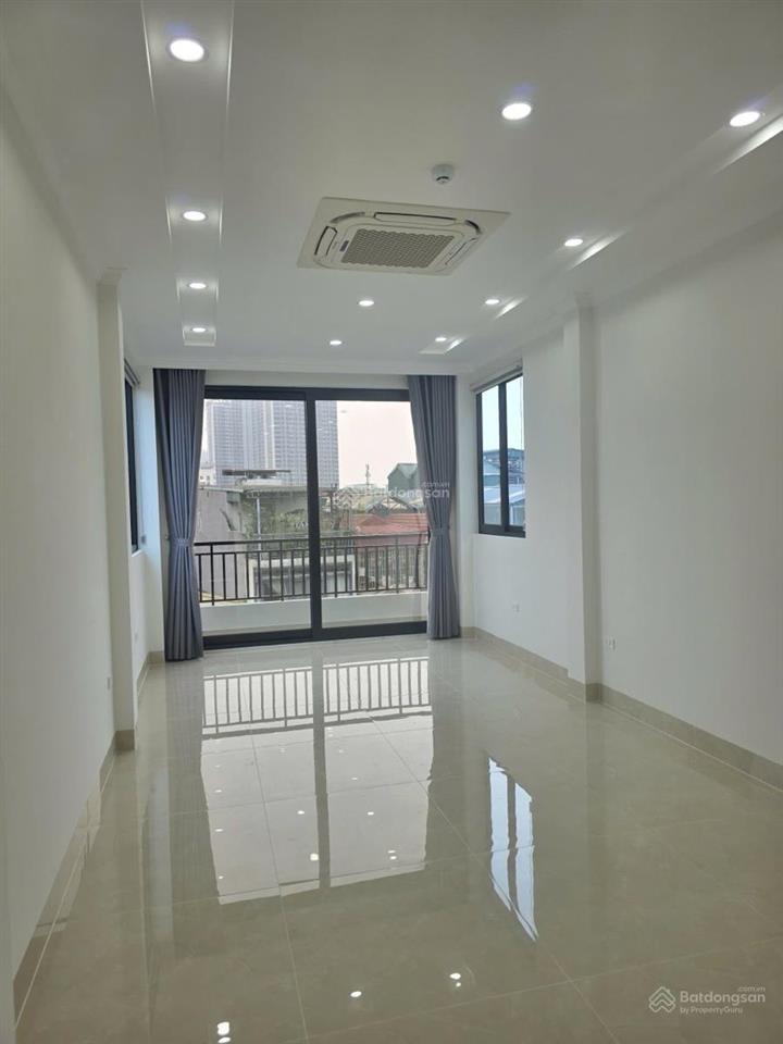 Siêu phẩm 7 tầng thang máy 45m2 vỉa hè 5m trung tâm cầu giấy