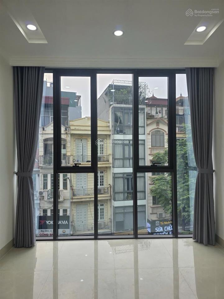 Siêu phẩm 7 tầng thang máy 45m2 vỉa hè 5m trung tâm cầu giấy