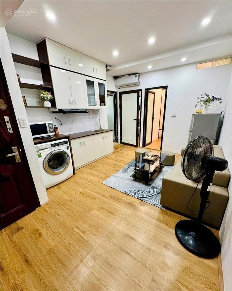 Siêu phẩm 65m2 5 tầng mặt tiền 6,7m ô tô qua nhà phố trần duy hưng, cầu giấy