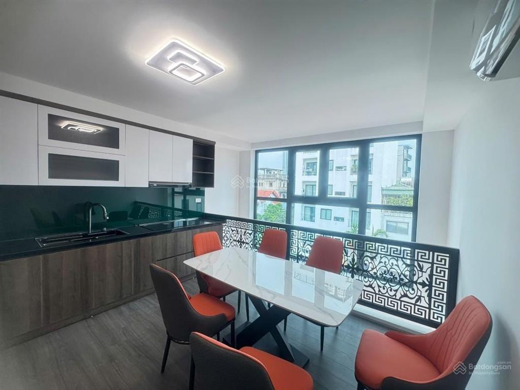 Siêu phẩm 6 tầng thang máy 32m2 full nội thất nhỉnh 9 tỷ ngõ 279 đội cấn ba đình hà nội