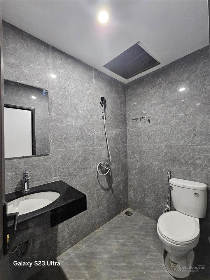 Siêu phẩm 122m2 7 tầng tổng 28 phòng dòng tiền 1,7 tỷ/năm phố hoàng hoa thám ba đình hà nội