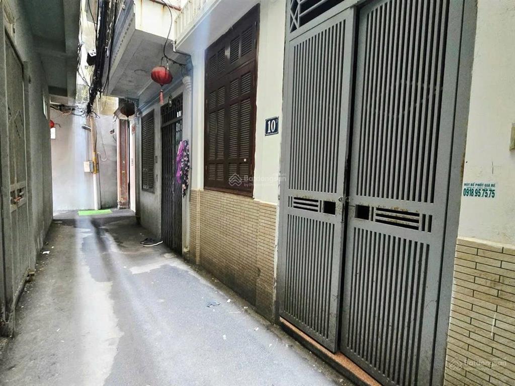 30m2 6 tầng phố lạc long quân tây hồ chỉ hơn 8 tỷ cách ô tô 15m
