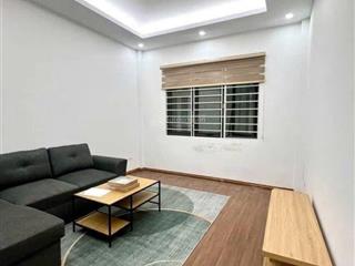 30m2 6 tầng phố lạc long quân tây hồ chỉ hơn 8 tỷ cách ô tô 15m
