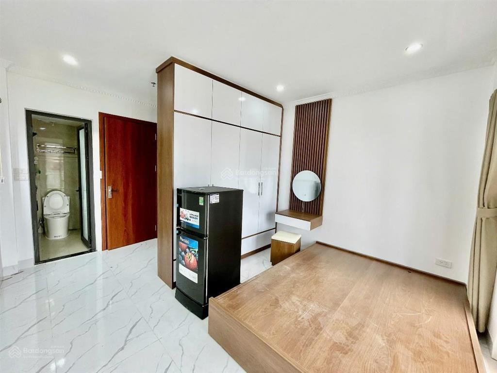 Siêu phẩm 60m2 8 tầng thang máy lô góc, tổng 14 phòng dòng tiền 1 tỷ/năm phố hoàng hoa thám ba đình