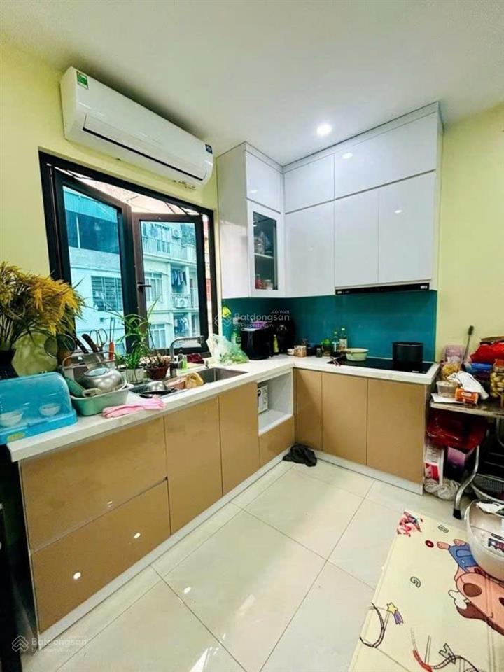 Siêu hiếm giá đầu tư 98m2 5 tầng mặt tiền 7m phố đội cấn ba đình