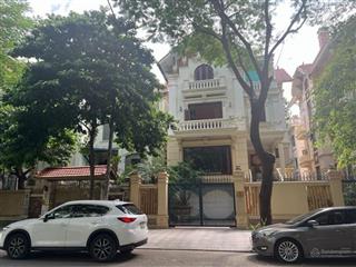 Giá đầu tư biệt thự vip 3 mặt tiền  ô tô tránh  kinh doanh  ở sướng gần trường học quốc tế