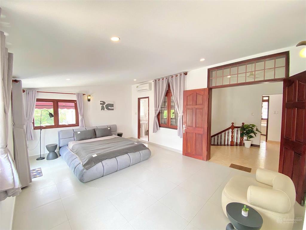 Chính chủ cho thuê biệt thự thảo điền, hồ bơi, sân vườn, đủ nội thất 4000 usd