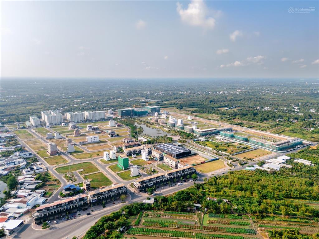 Nền 90m2 kết nối lê trọng tấn  nam long 2 cần thơ