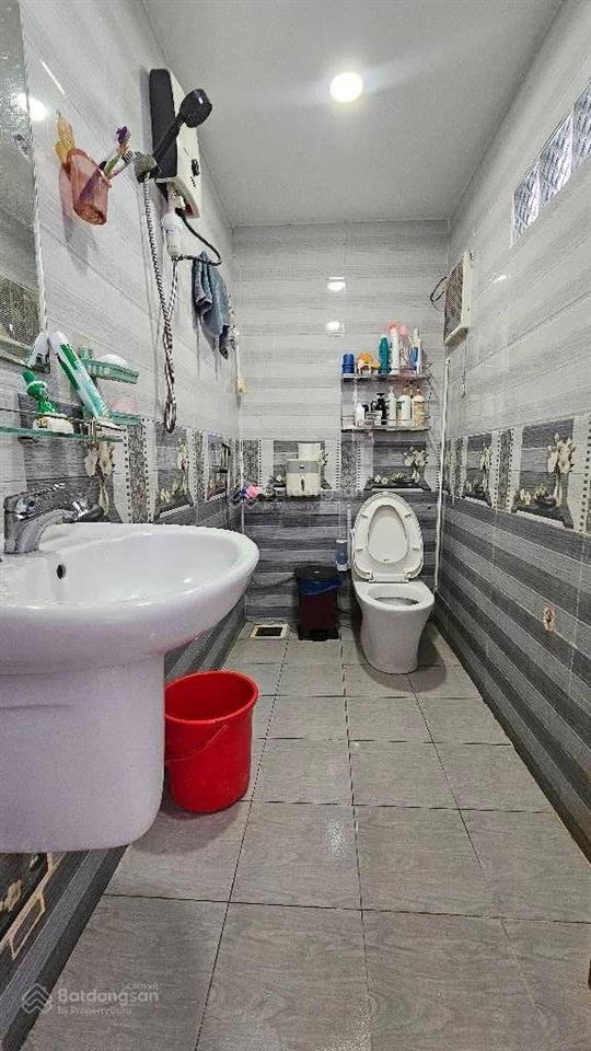 Quận tân phú hẻm lý thánh tông an ninh cao nhà vô ở ngay