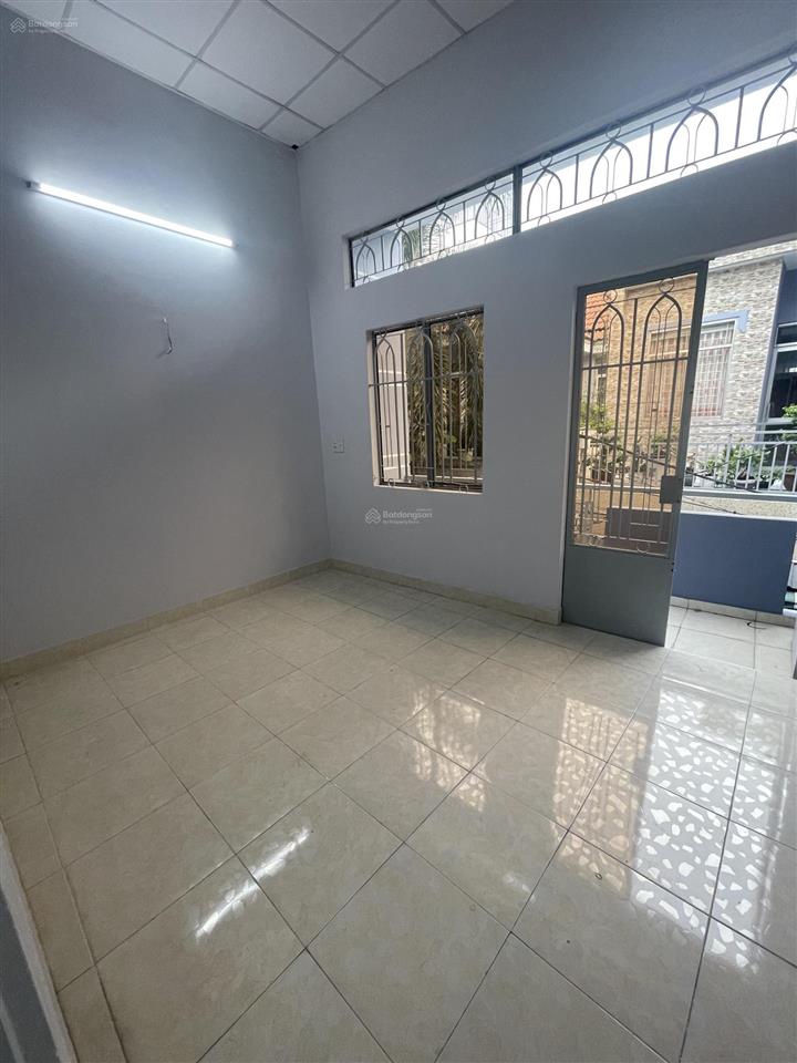 Ngay trung tâm  bình tân  lê văn quới
