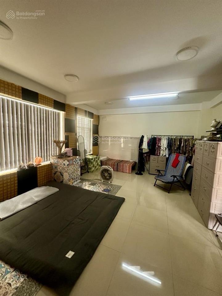 Hẻm xe tải thông  phạm văn bạch  kinh doanh tốt đa ngành nghề