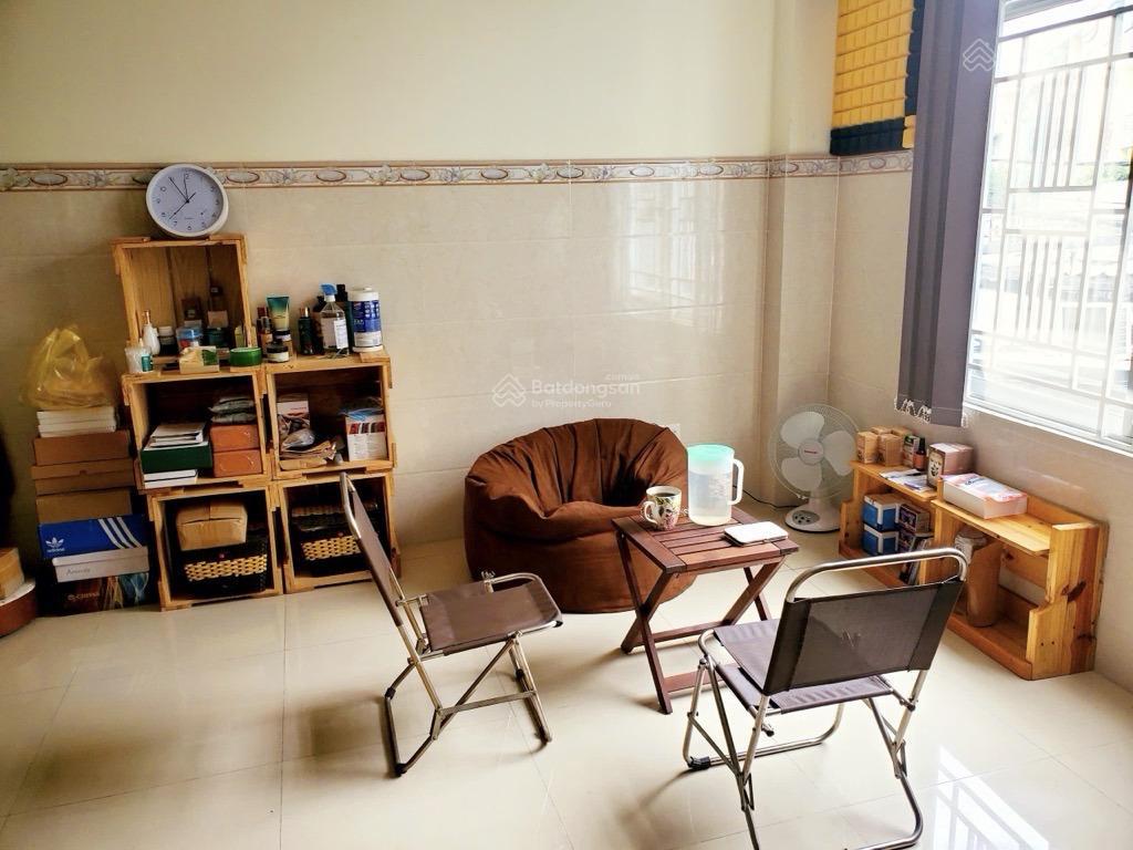 Hẻm xe tải thông  phạm văn bạch  kinh doanh tốt đa ngành nghề