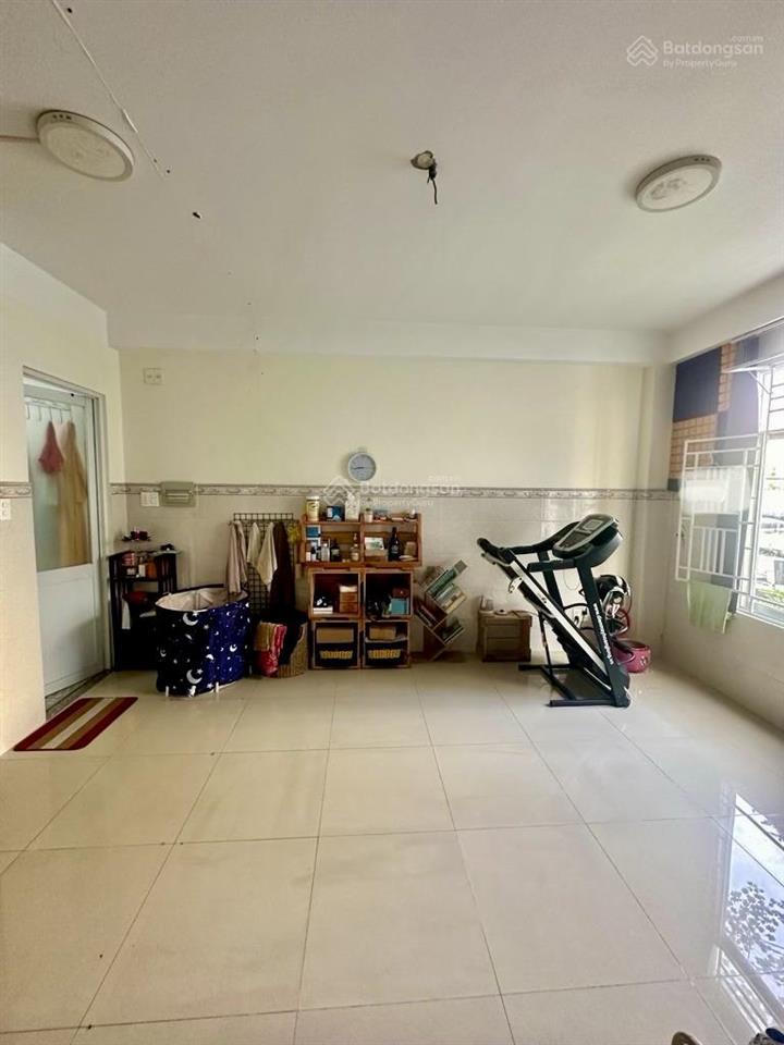 Hẻm xe tải thông  phạm văn bạch  kinh doanh tốt đa ngành nghề
