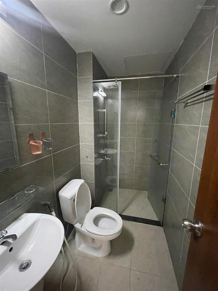 Cho thuê nhà mới quận 8  ngang 8m dài 10m  dt 151m2, 2225 phạm thế hiển giá 17tr