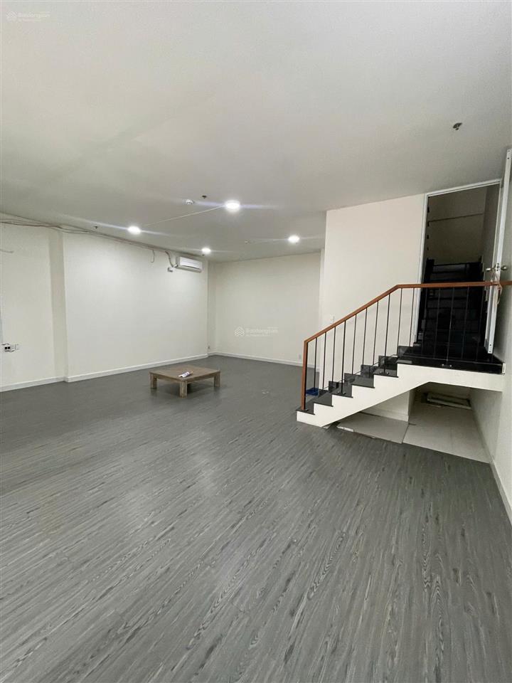 Cho thuê nhà mới quận 8  ngang 8m dài 10m  dt 151m2, 2225 phạm thế hiển giá 17tr