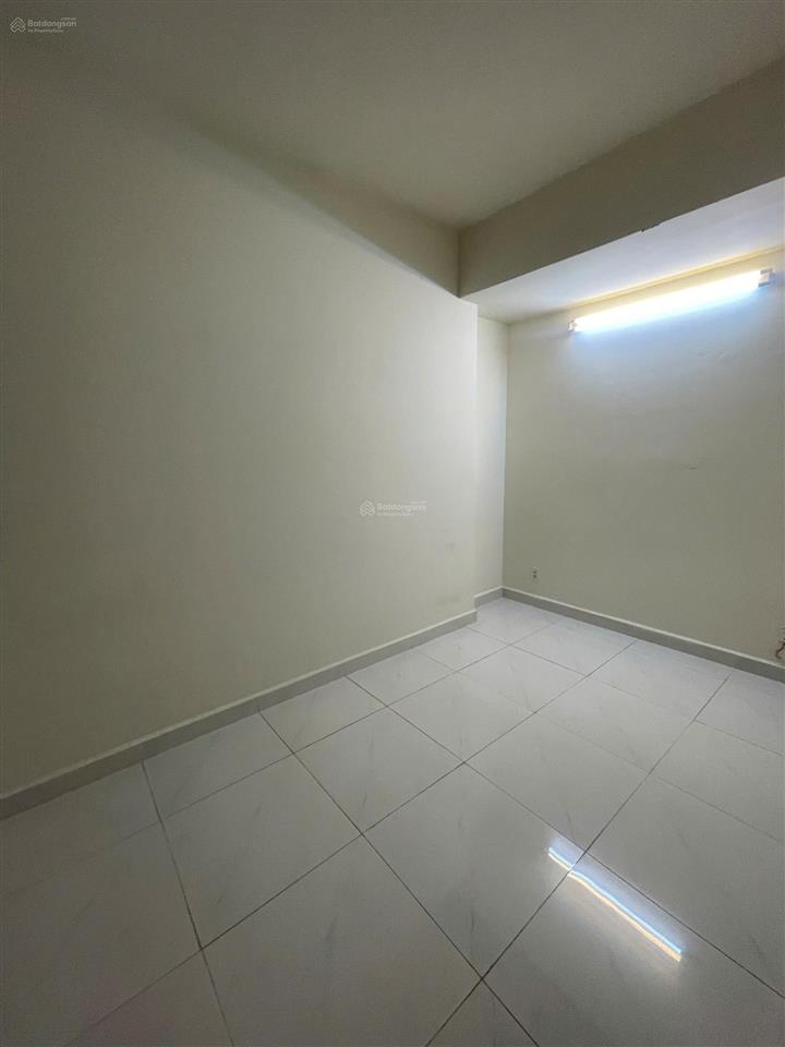 Cho thuê nhà mới quận 8  ngang 8m dài 10m  dt 151m2, 2225 phạm thế hiển giá 17tr