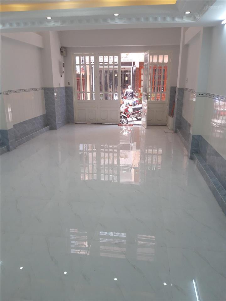 Cho thuê phòng trọ khu an ninh lịch sự giờ tự do 137/45 lê văn sỹ, 37m2, máy lạnh