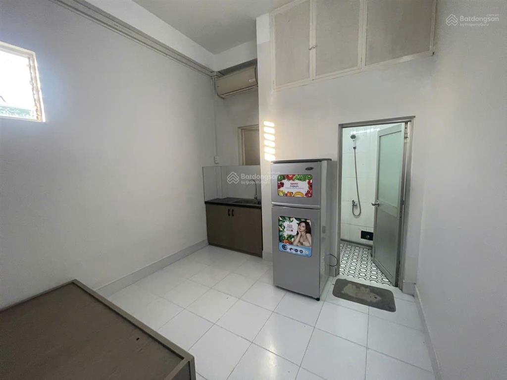 Cho thuê phòng máy lạnh 137 lê văn sỹ, phú nhuận. ký chính chủ