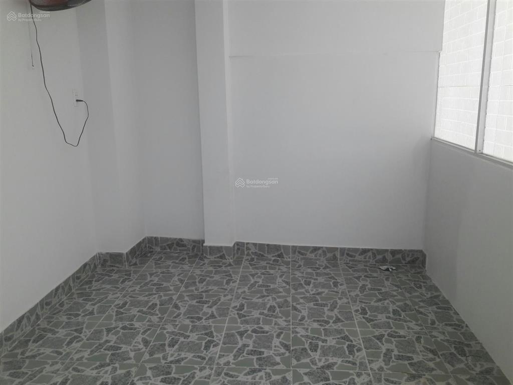 Cho thuê phòng giá sinh viên 2tr6, 17m2 ,137/45 lê văn sỹ