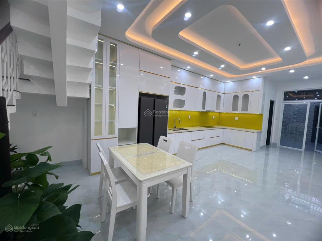 Cho thuê nhà mặt tiền nguyễn thiện thuật p. thắng nhất, vũng tàu  giá 14 triệu/tháng