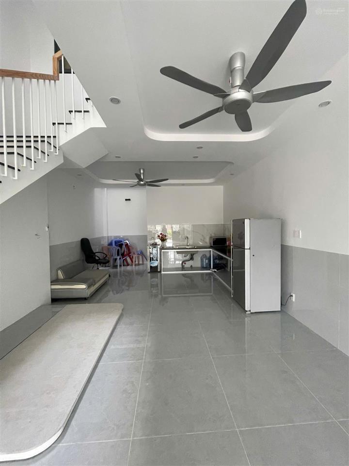 Cho thuê nhà mới khu khang linh 85m (5x17m) hướng tây bắc  giá 11 triệu/tháng