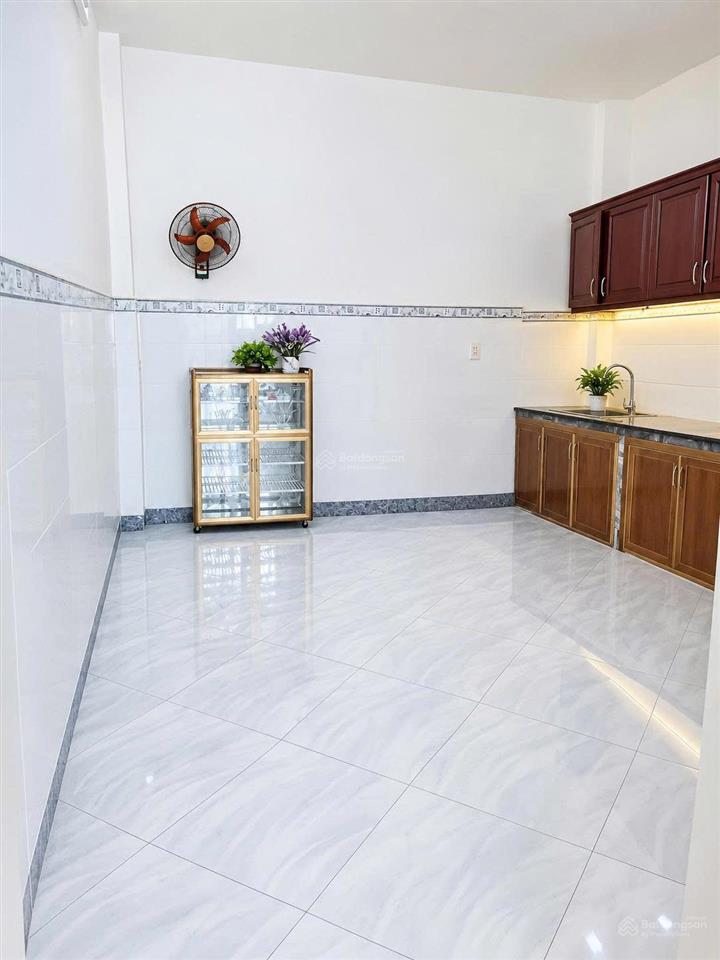 Cho thuê nhà 2 tầng hẻm rộng ô tô  ngô đức kế, vũng tàu  giá 7,5 triệu