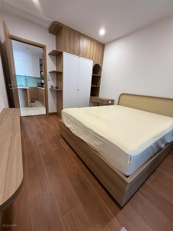 Cho thuê căn hộ 2pn vũng tàu centre point, tầng cao, view biển  giá 17tr/tháng