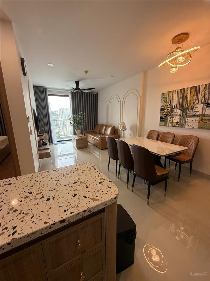 Cho thuê căn hộ 2pn vũng tàu centre point, tầng cao, view biển  giá 17tr/tháng