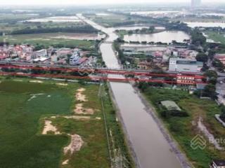Giá em thu về là 8tỷ960 nhưng do giá đất chung nên phải để giá là 10tỷ4