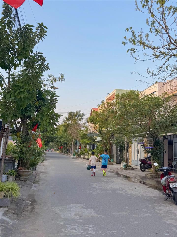 Bán đất mt đường phù đổng hòa xuân cẩm lệ. giá 4ty440  0373 469 ***