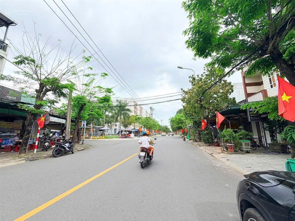Bán đất mt đường văn tiến dũng, hòa xuân, cẩm lệ, đn. giá 5.8 tỷ tl.  0373 469 ***