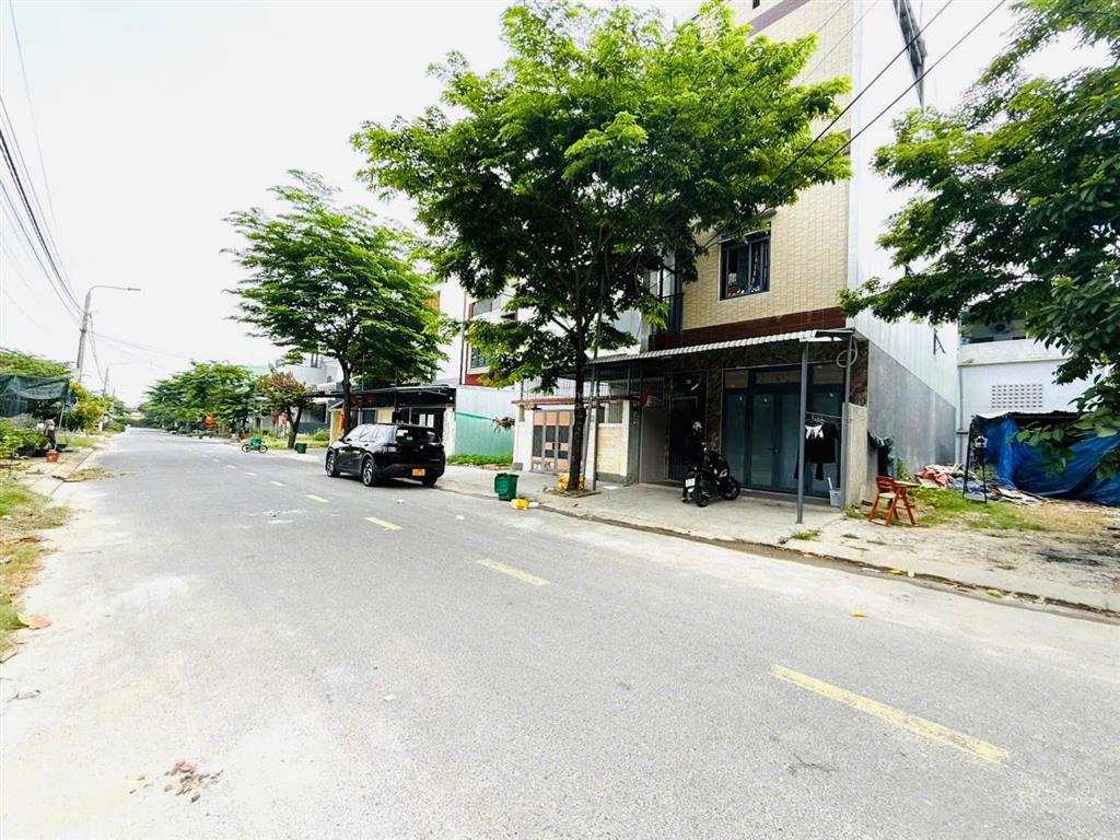 Bán đất mt đường đinh đức thiện, hòa minh, liên chiểu, đn, dt 93m2 giá 6.78 tỷ tl.  0373 469 ***