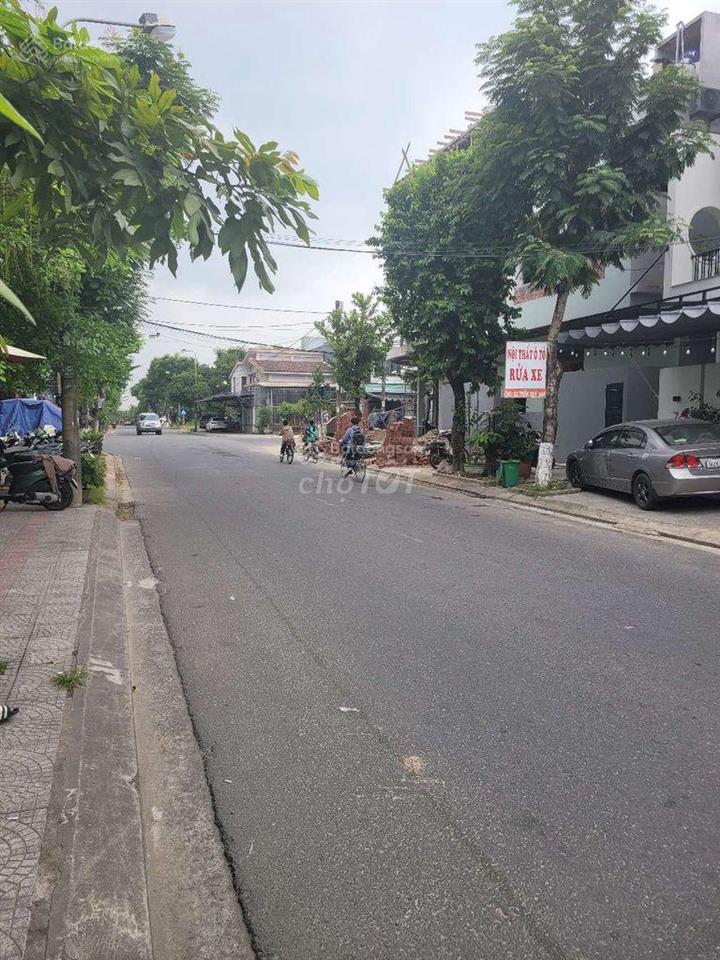 Bán đất mt đường trần quý hai, cẩm lệ, đn, dt 121m2, hướng đông, giá 5.8 tỷ tl.  0373 469 ***