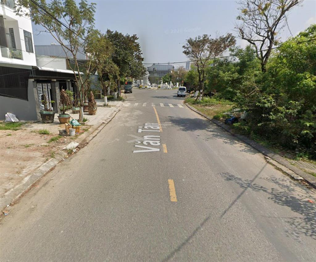 Bán đất đường văn tân dt khủng 153.4m2, ngang 8m  gần chợ non nước  giá 6.35 tỷ.  0373 469 ***
