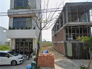 Bán lô đất cồn dầu 19  hòa xuân (sát ngã tư lê sỹ) dt 100m2 giá 6 tỷ thương lượng.  0373 469 ***