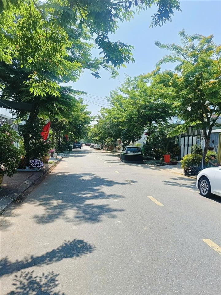 Bán đất mt đường trần kim xuyến, hòa xuân, cẩm lệ  giá 5,6 tỷ tl   0373 469 ***