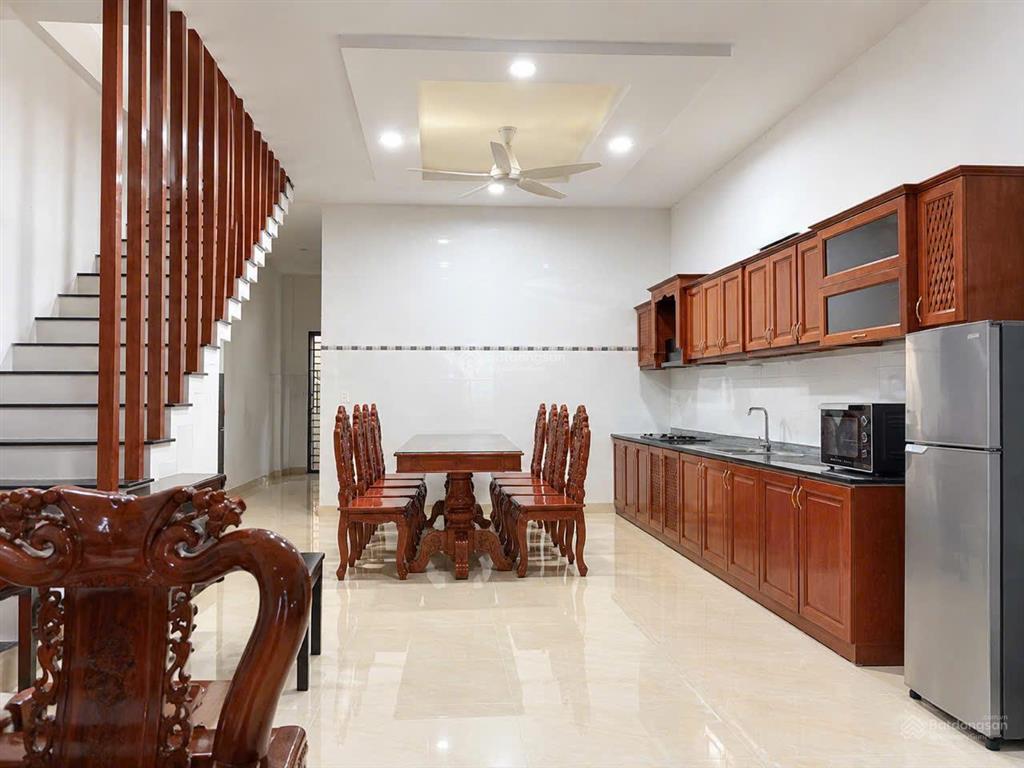 Bán nhà 2 tầng đường thanh lương 18  hòa xuân  giá 6.2 tỷ   0373 469 ***