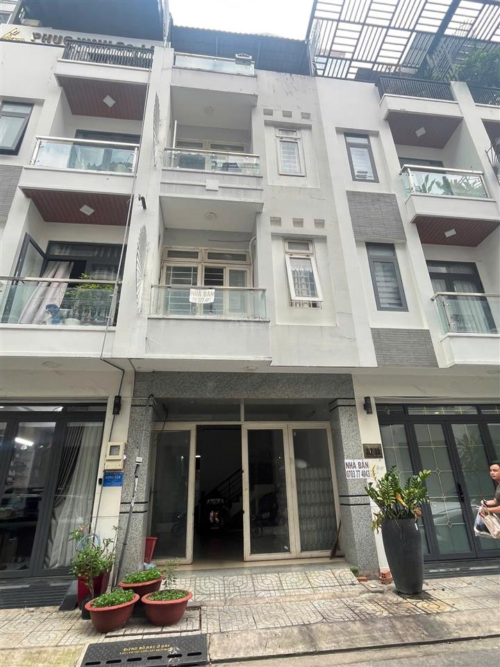 12,5 tỷ giá bán nhà thoại ngọc hầu, q. tân phú, diện tích 4x18m. hẻm ôtô thông nhà đẹp 3 tấm