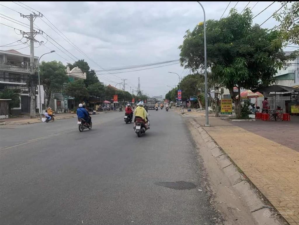 Chính chủ bán đất mặt tiền đường hà hoàng hổ (tỉnh lộ 943) phường mỹ hòa, tp. long xuyên