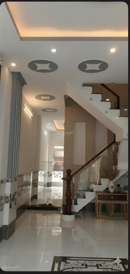 Bán nhà 3 tầng an dương vương quận 8, hxh, dt 4x20, cn 78m2, shr