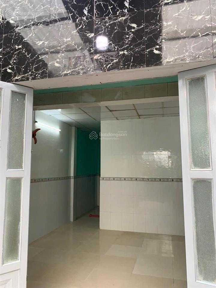 Bán nhà đường bình đông, quận 8, dt 79,7m2, shr hoàn công
