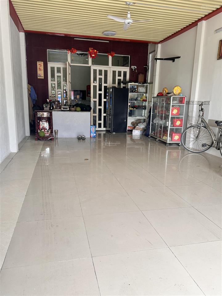 Nhà mặt tiền hưng long, quy đức, đường 8m, ngang 4,2m dài 32m, shr, giá 6tỷ2 còn tl.