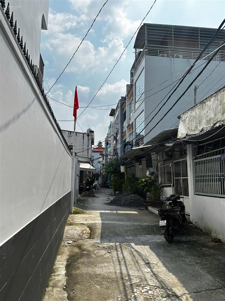 Mễ cốc, p15, quận 8  5x14m  69m  nhà c4  giá 4tỷ200 còn tl  đường 4m  đang cho thuê 8tr/tháng