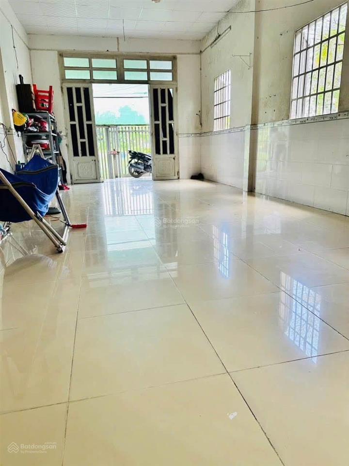 Gấp bán giảm 200tr hưng long, bình chánh 263,8m đất có nhà c4 giá 1 tỷ 650tr còn tl.