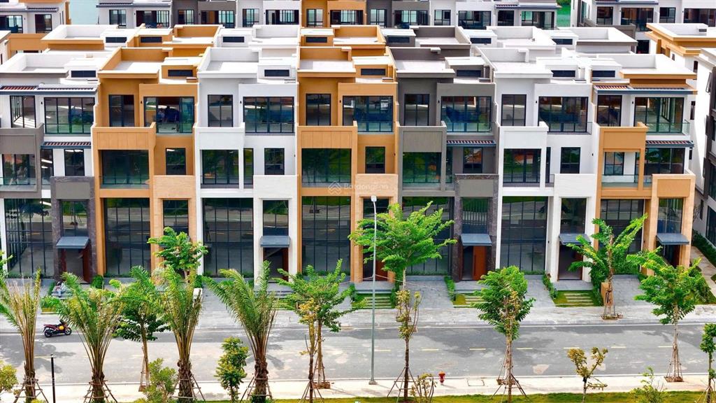 The 9 stellar  bán căn villa view "hoa hậu" trực diện hồ bơi & clubhouse  31.5 tỷ all in