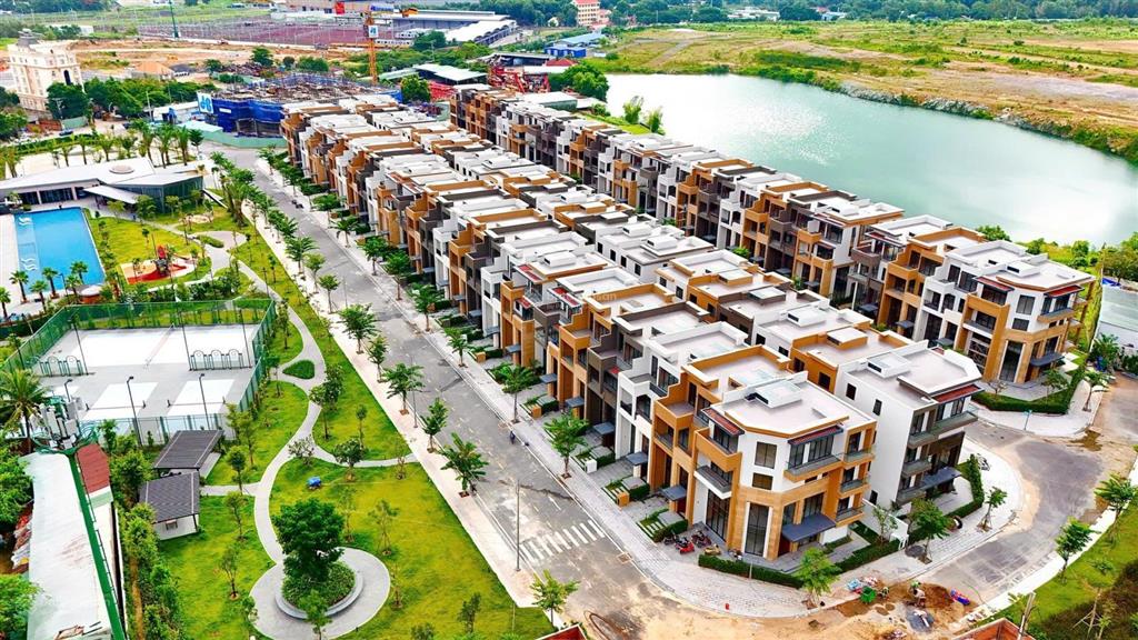 The 9 stellar  bán căn villa view "hoa hậu" trực diện hồ bơi & clubhouse  31.5 tỷ all in